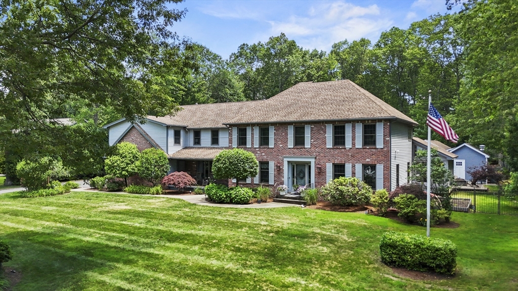 Photo: 145 Stonehill Road, East Longmeadow, MA