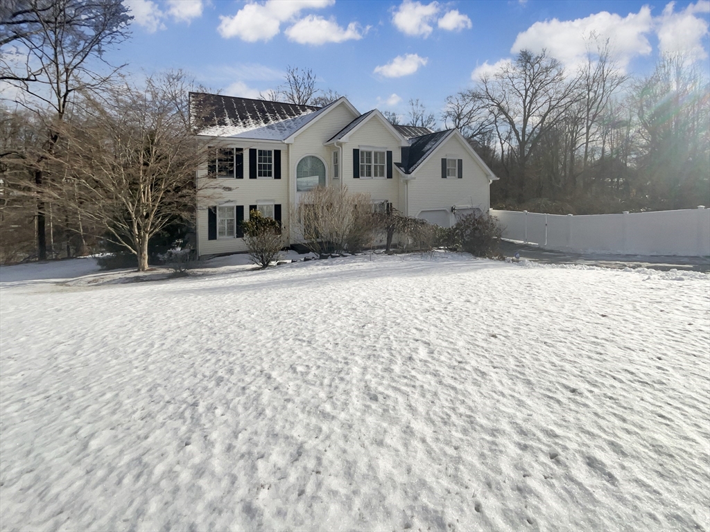 Photo: 35 Peter St, Holliston, MA