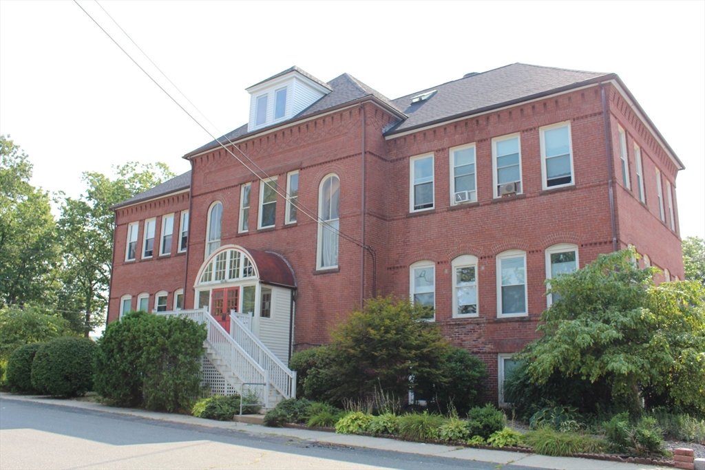 Photo: 43 J St, Montague, MA