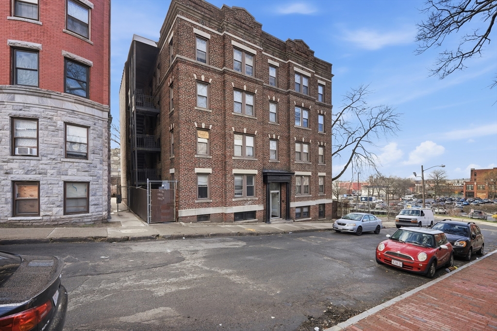 Photo: 91 E Park St, Springfield, MA