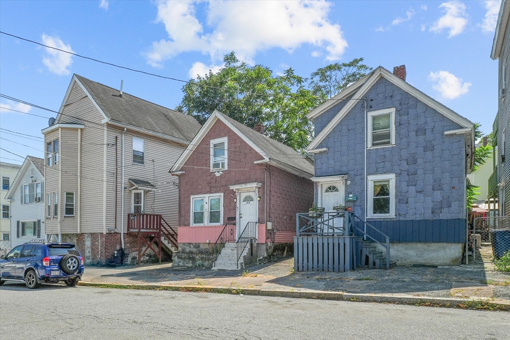 Photo: 58-64 Railroad St, Lawrence, MA