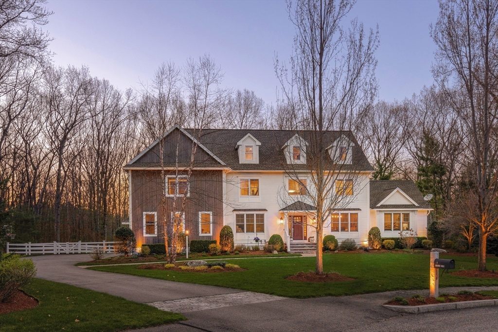 Photo: 8 Goldman Cir, Bedford, MA