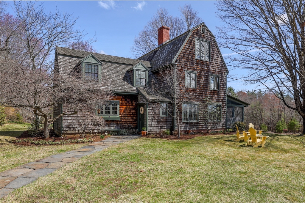 Photo: 66 Cave Hill Rd, Leverett, MA