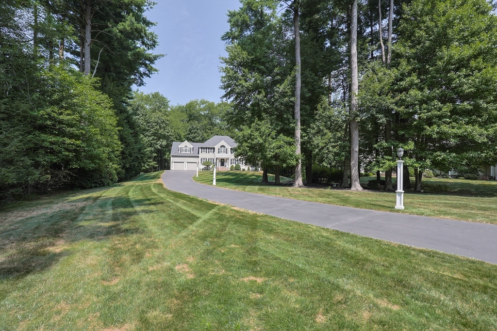 Photo: 25 Steeplechase Ln, Canton, MA