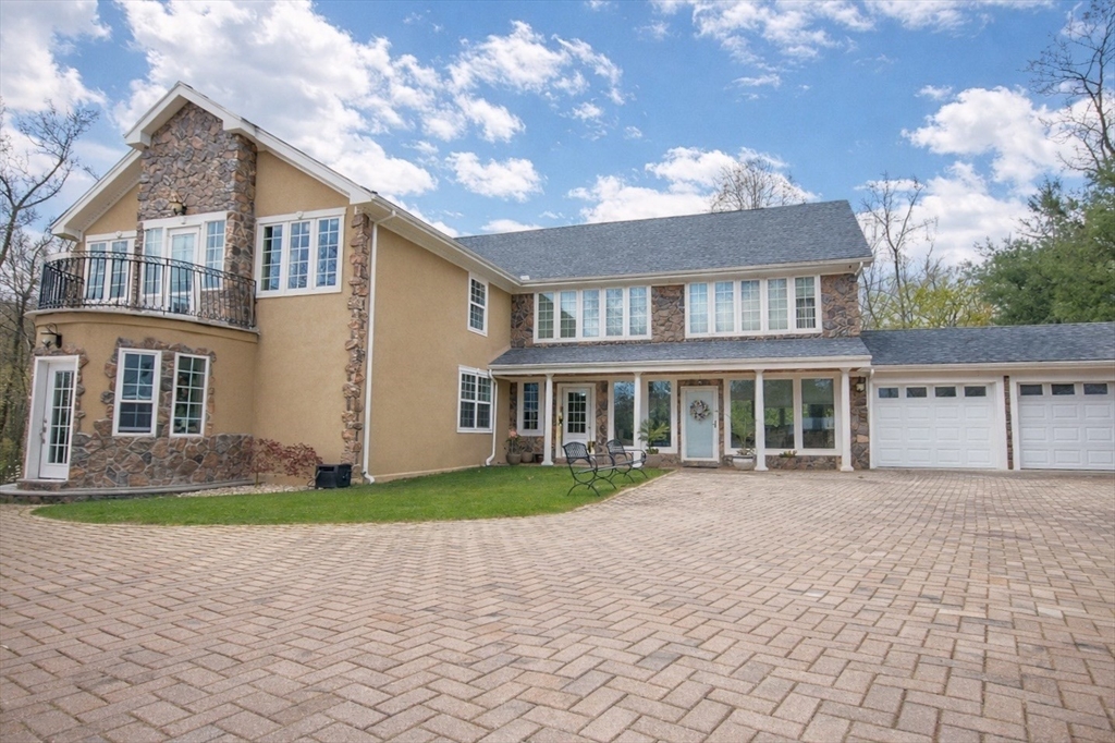 Photo: 62 Golden Hills Rd, Saugus, MA