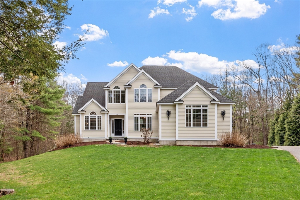 Photo: 228 Devonshire Way, Lancaster, MA
