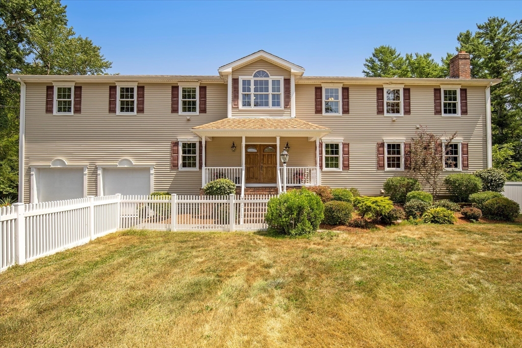 Photo: 220 Mattapoisett Rd, Rochester, MA