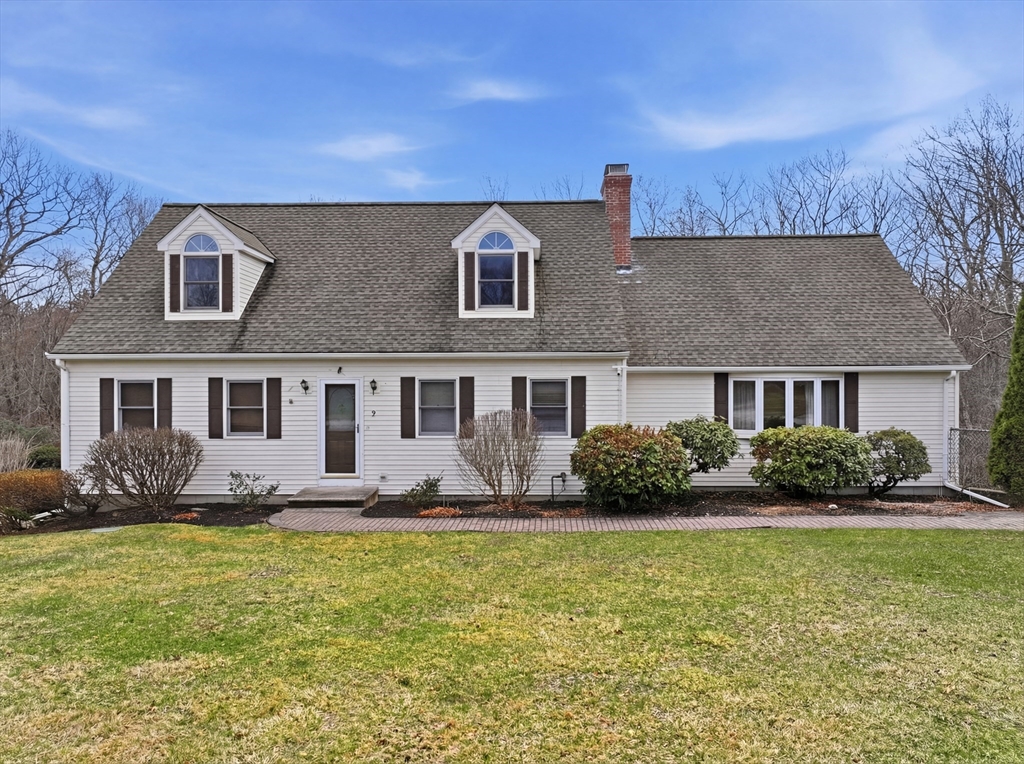 Photo: 9 Knollwood Dr, Charlton, MA