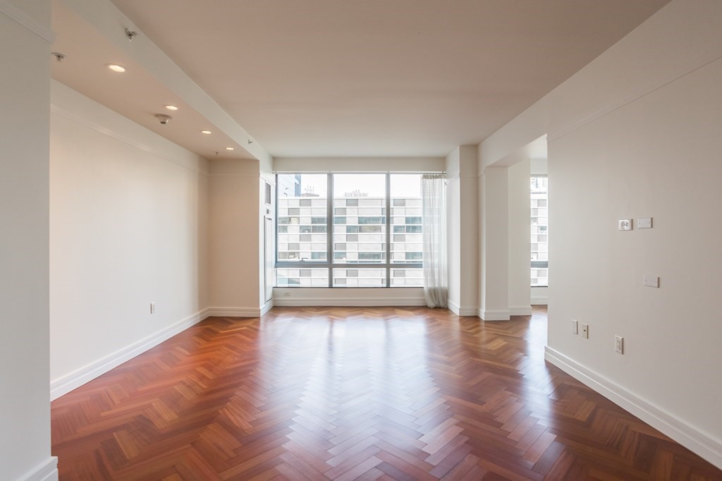 1 Avery Street #11G Floor 11