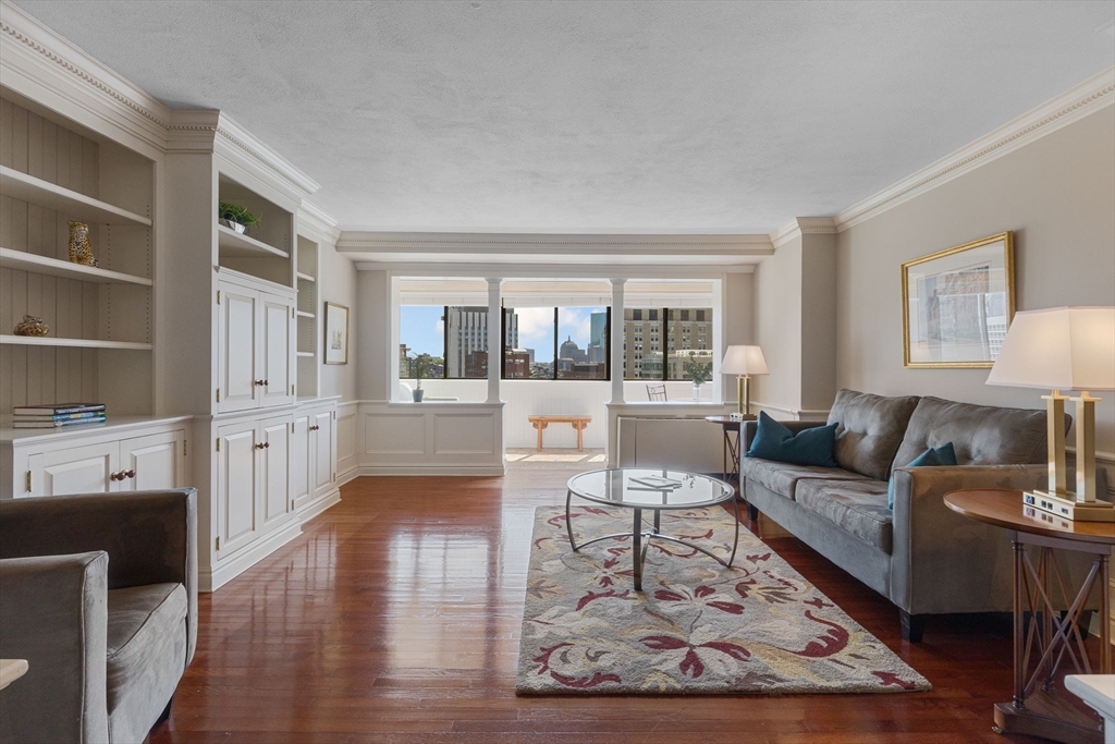 Photo: 6 Whittier Pl, Boston, MA Photo: 6 Whittier Pl, Boston, MA