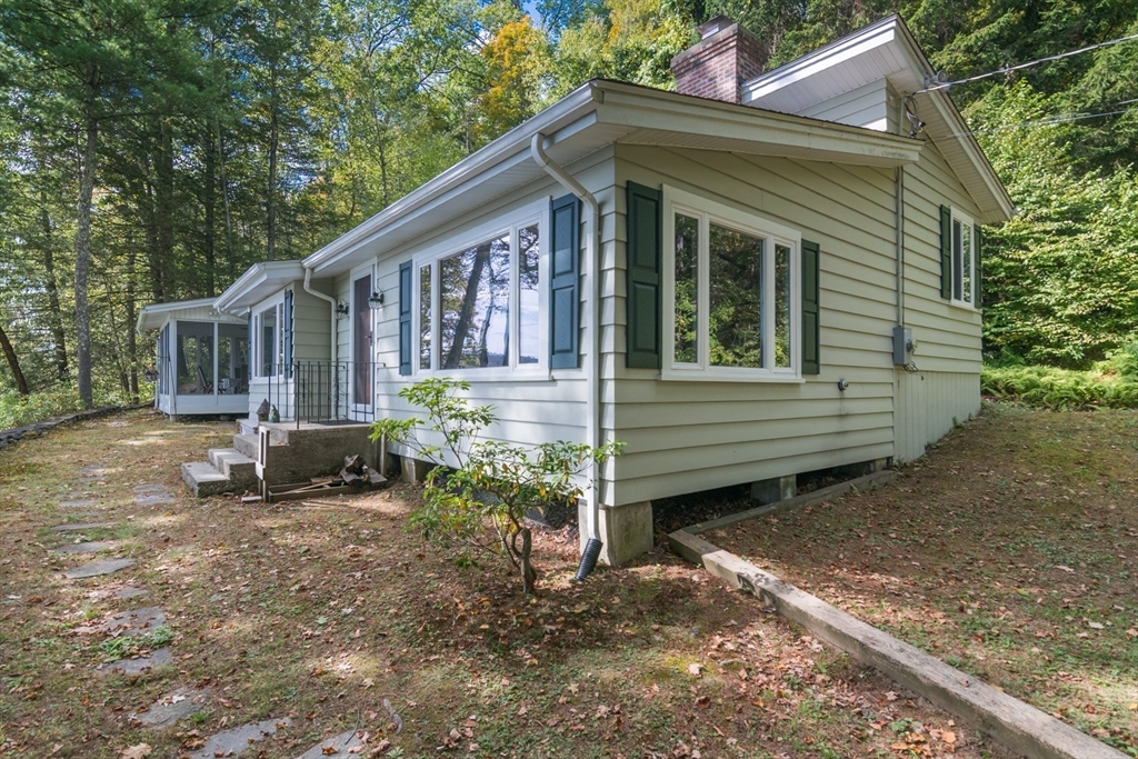 Photo: 236 Norwich Lk, Huntington, MA