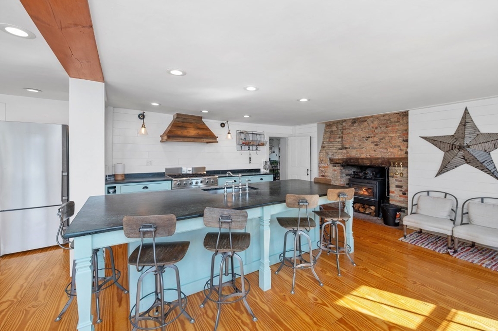 Photo: 89 Choate St, Essex, MA