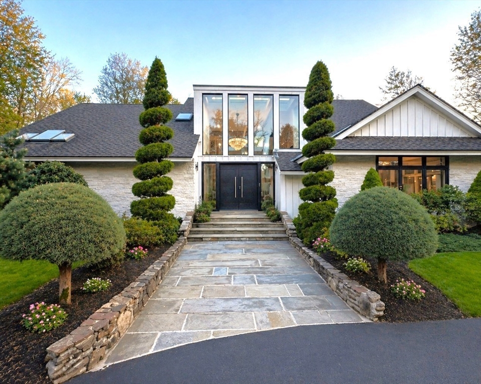 Photo: 34 Tennyson, Longmeadow, MA