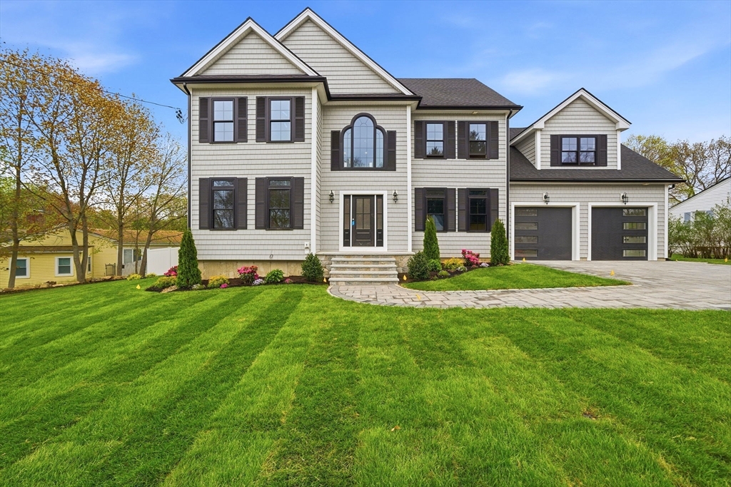 Photo: 23 Day Cir, Woburn, MA