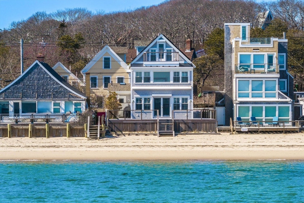 Photo: 613 Commercial St, Provincetown, MA