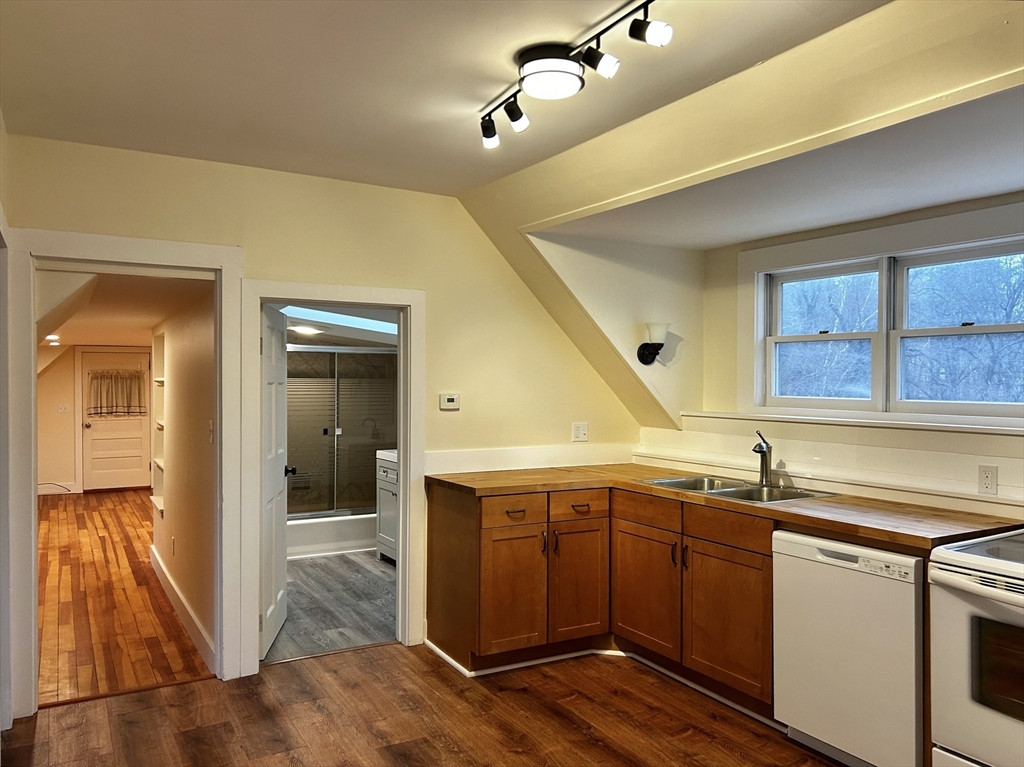 Photo: 46 Elm, Buckland, MA