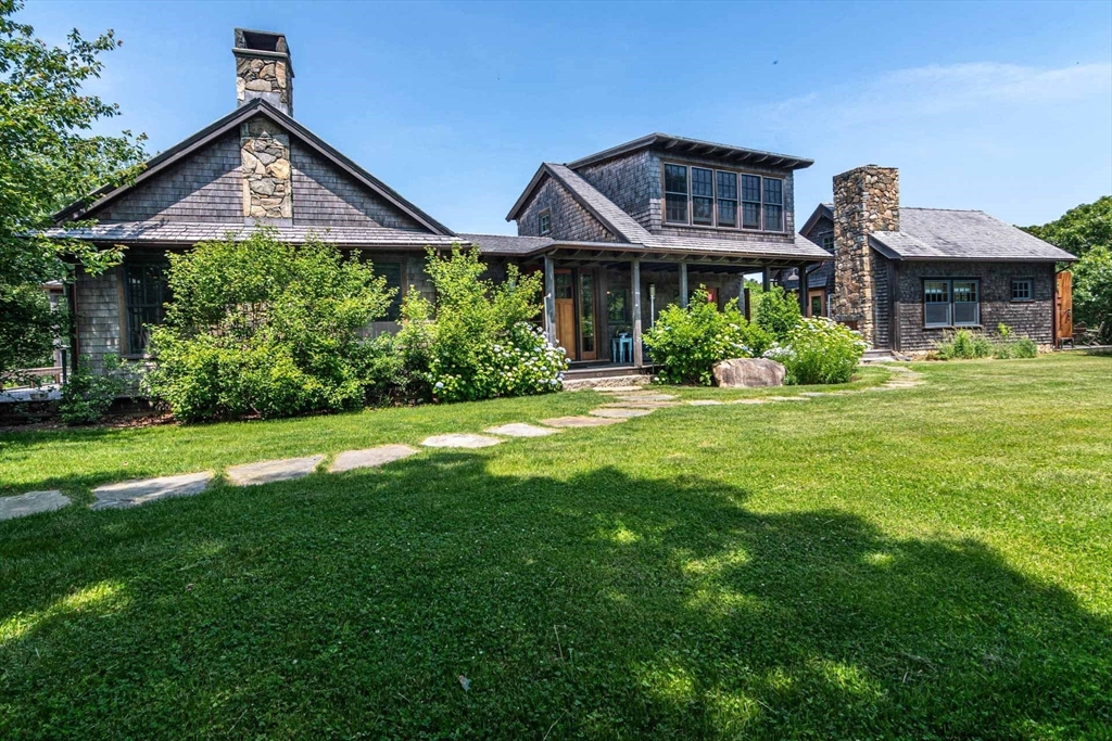 Photo: 15 Old Farm Rd, Chilmark, MA