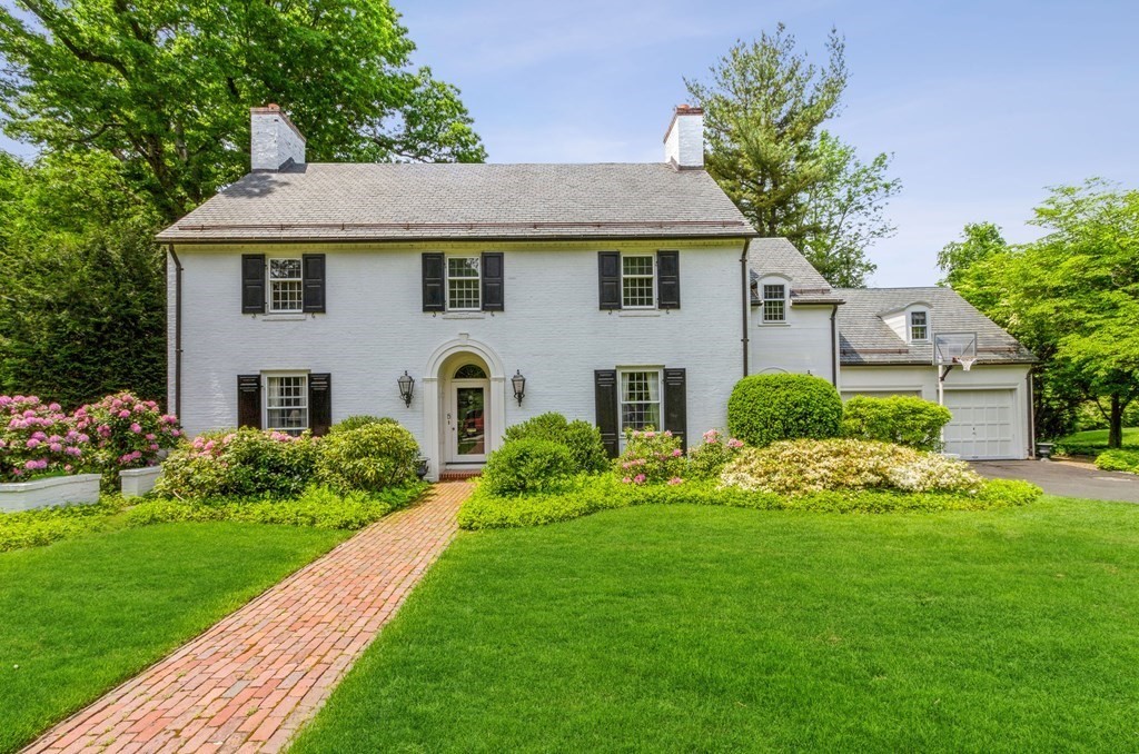 Westwood Hills, MA Real Estate Home and Condo Sales and Rentals