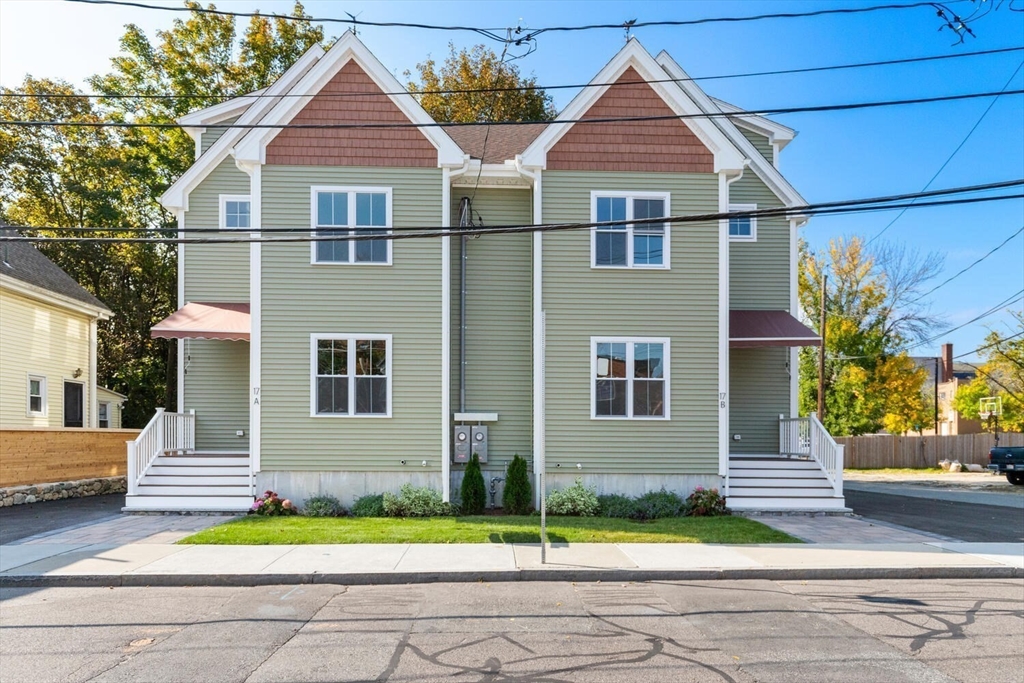 Photo: 17A 17 B Emerson, Stoneham, MA Photo: 17A 17 B Emerson, Stoneham, MA