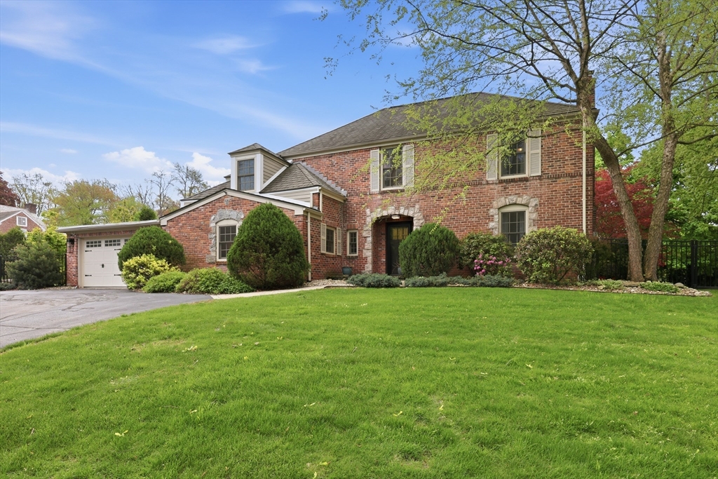 Photo: 123 Englewood Road, Longmeadow, MA