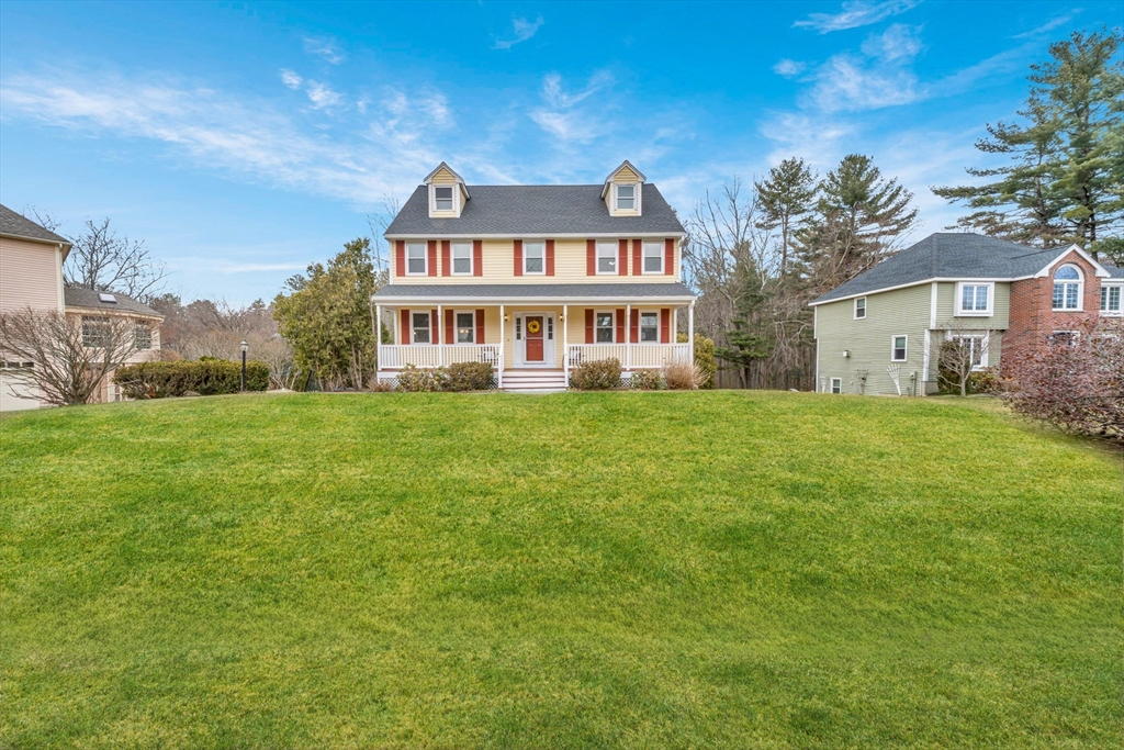 Photo: 10 Stonehedge Dr, Wilmington, MA