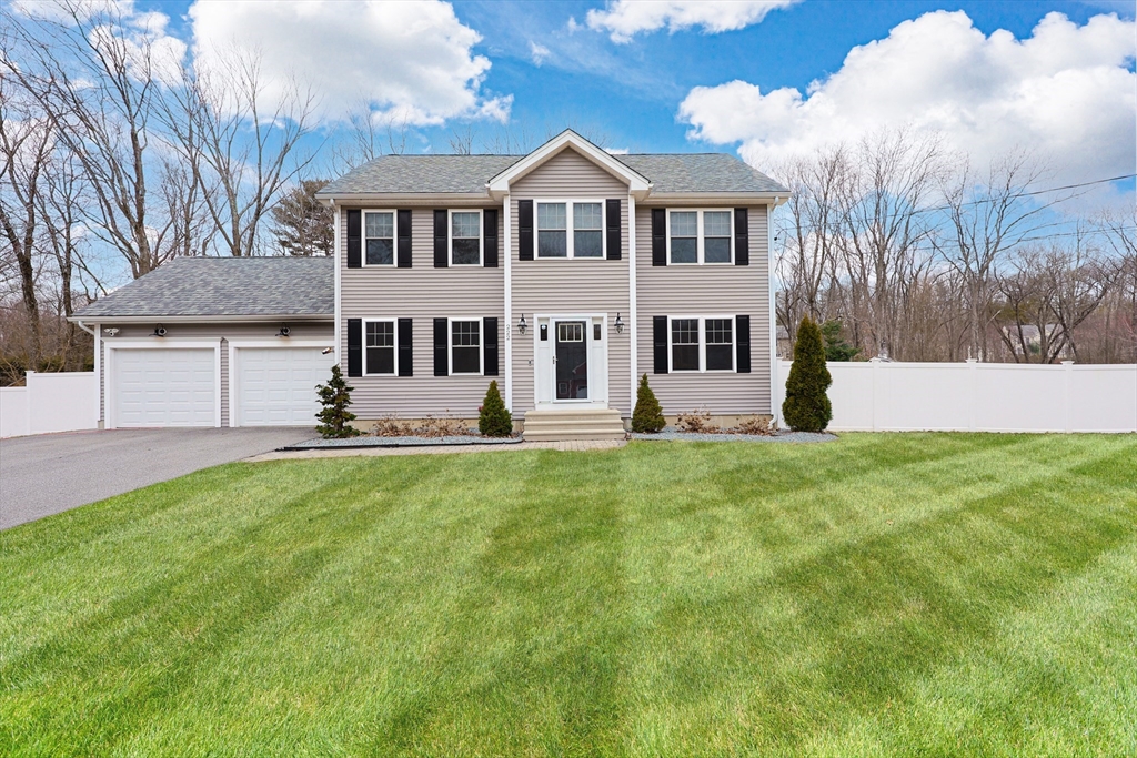 Photo: 222 Oak St, Ashland, MA Photo: 222 Oak St, Ashland, MA