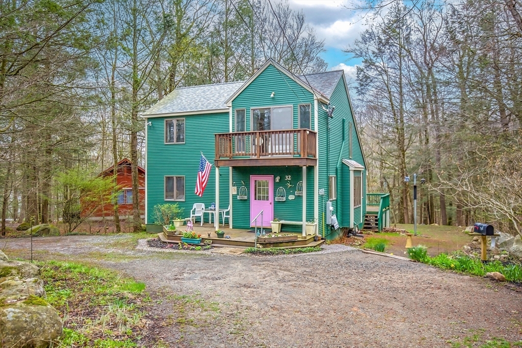 Photo: 32 Woodchuck Hollow, Tolland, MA