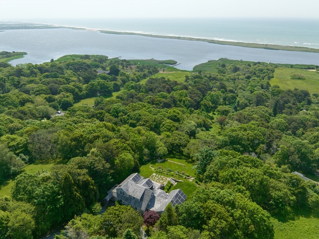 Photo: 308 South Road, Chilmark, MA