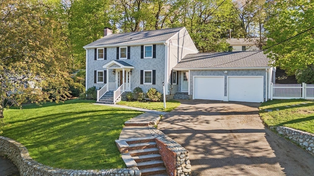 Photo: 5 Alpine Circle, Wakefield, MA
