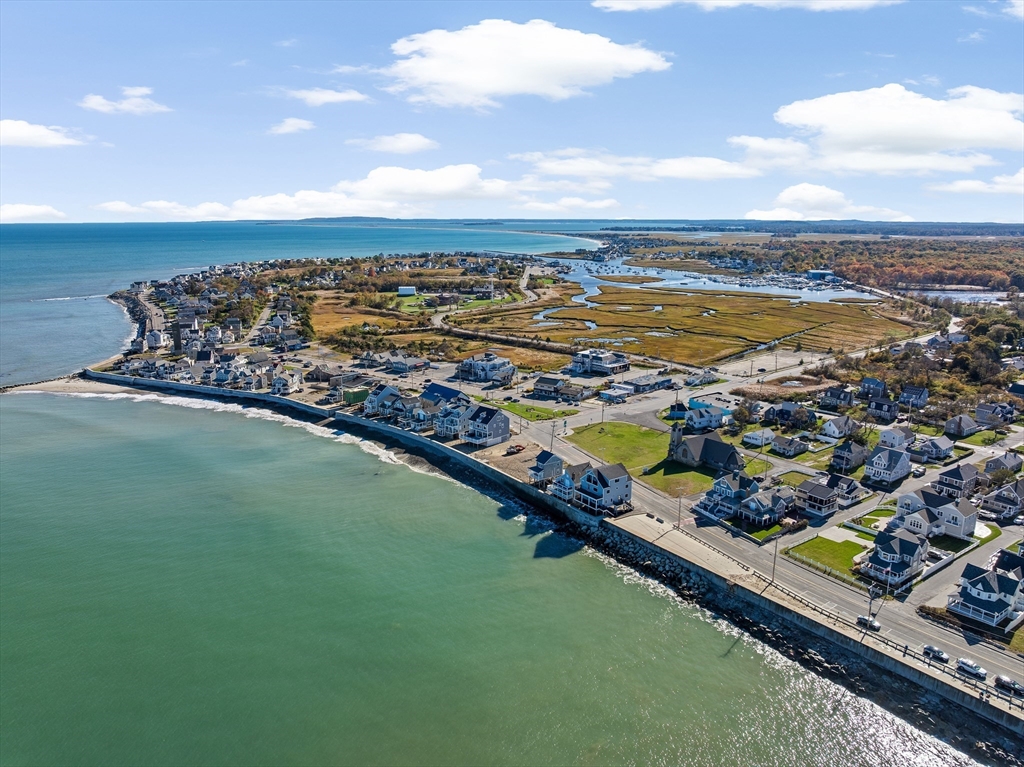 Photo: 335 Ocean St, Marshfield, MA Photo: 335 Ocean St, Marshfield, MA