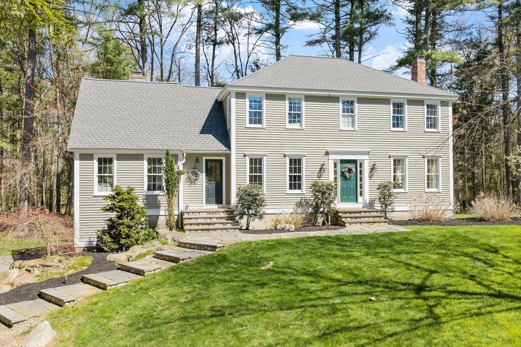 Photo: 31 Fifers Ln, Boxborough, MA