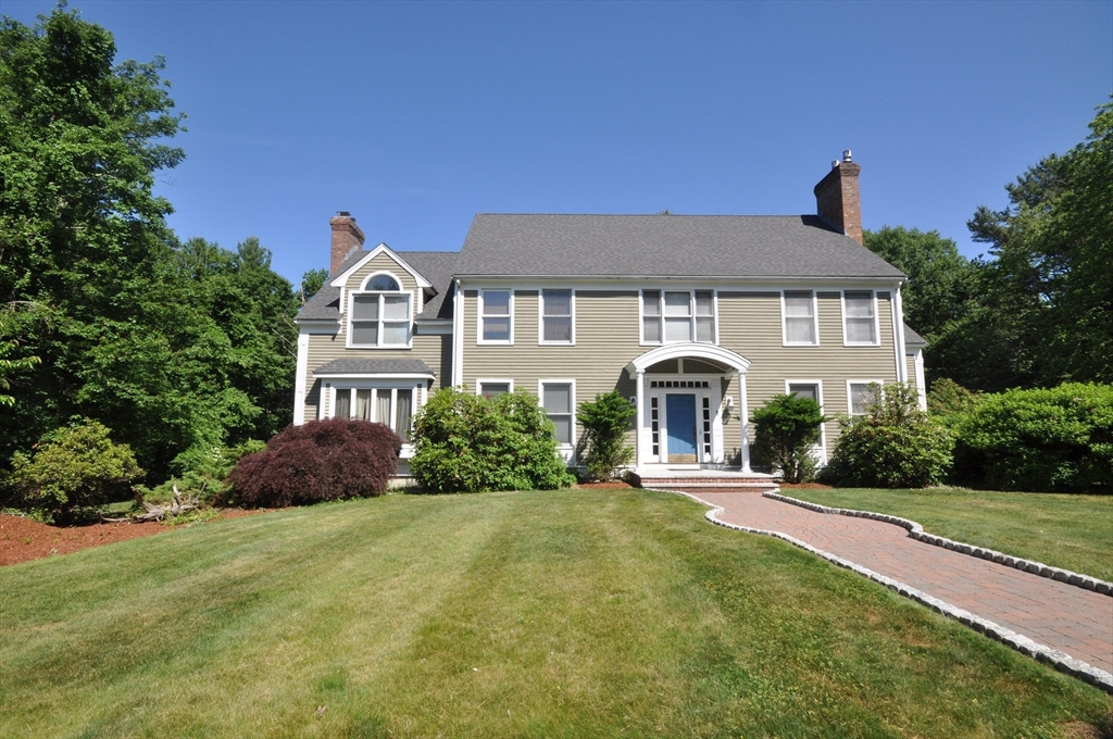 Photo: 9 Breezy Point Rd, Acton, MA
