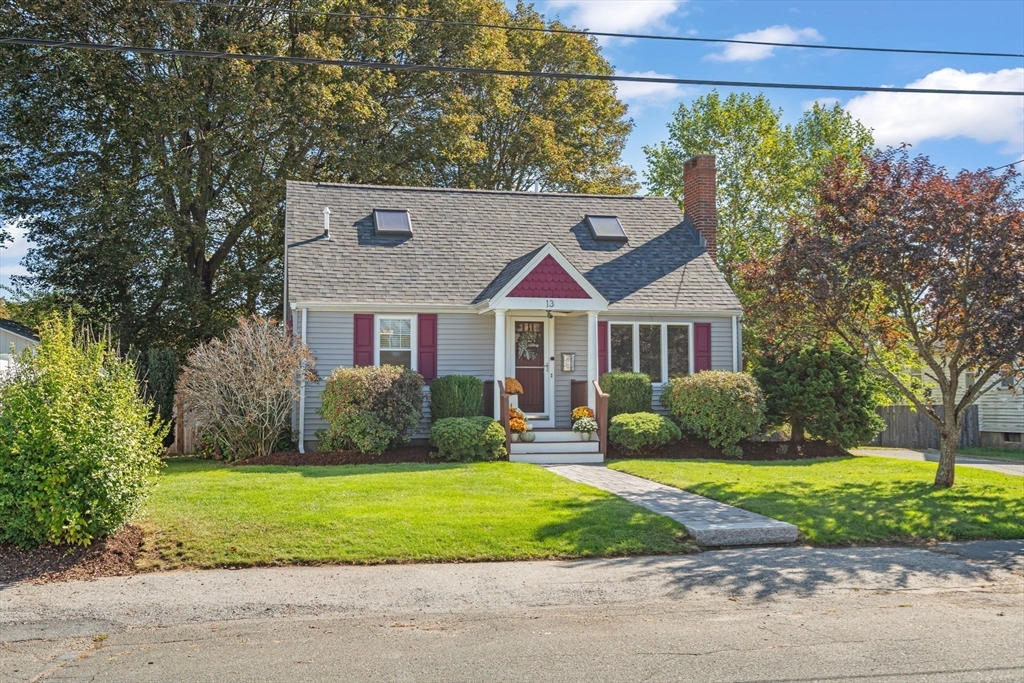 Photo: 13 Windsor Road, Beverly, MA