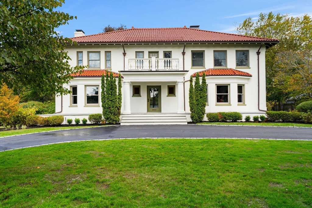 Photo: 2 Ocean Avenue, Swampscott, MA