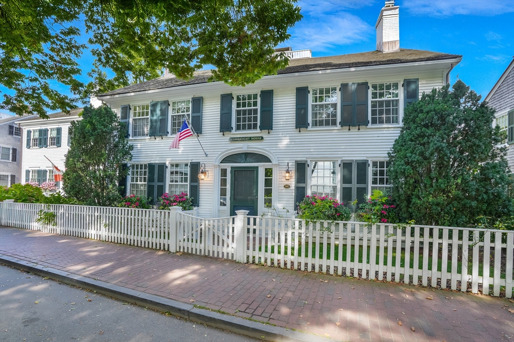 Photo: 68 North Water Street, Edgartown, MA