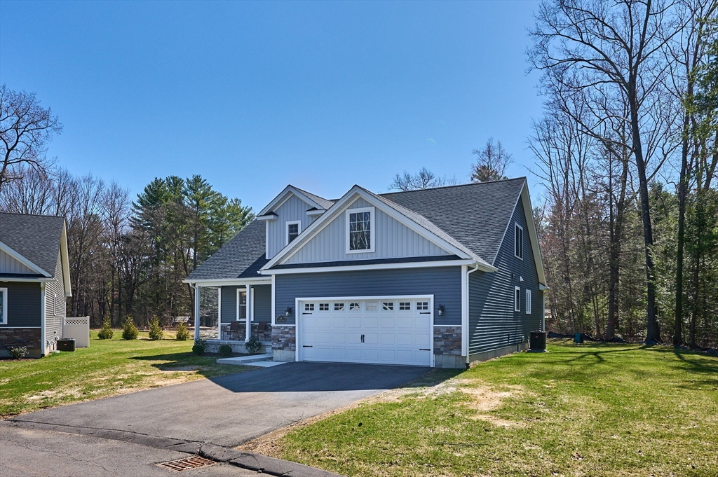 Photo: 16 Steplar Crossing, Easthampton, MA