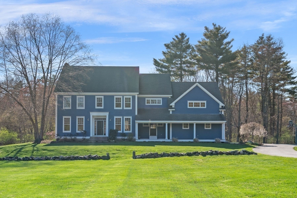 Photo: 102 River Rd, Topsfield, MA