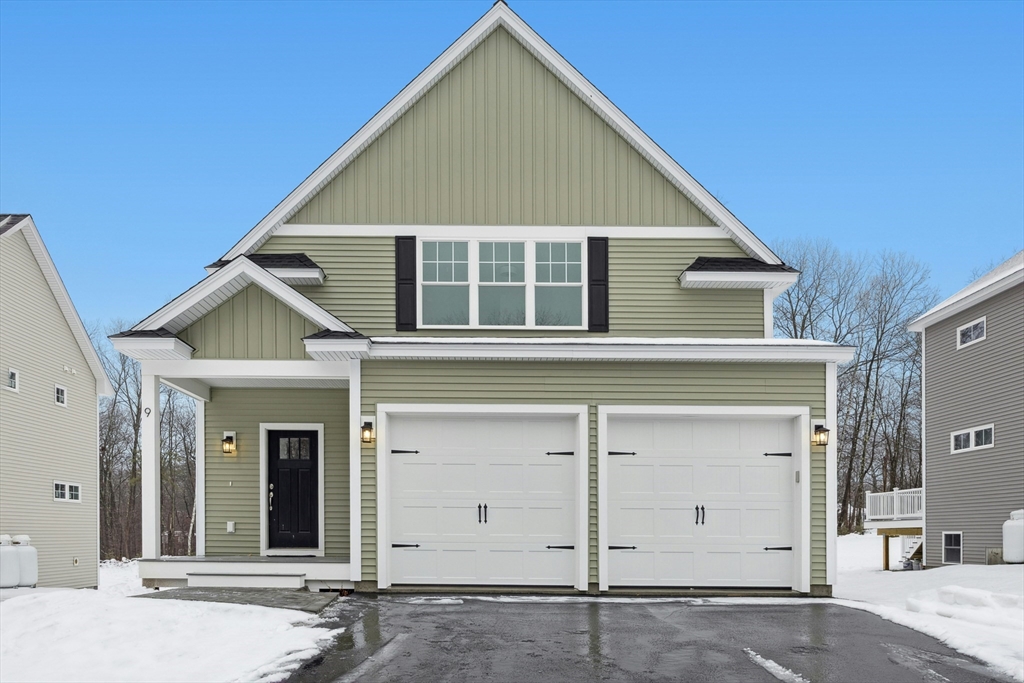 Photo: 9 Gaskins Ln, Ayer, MA