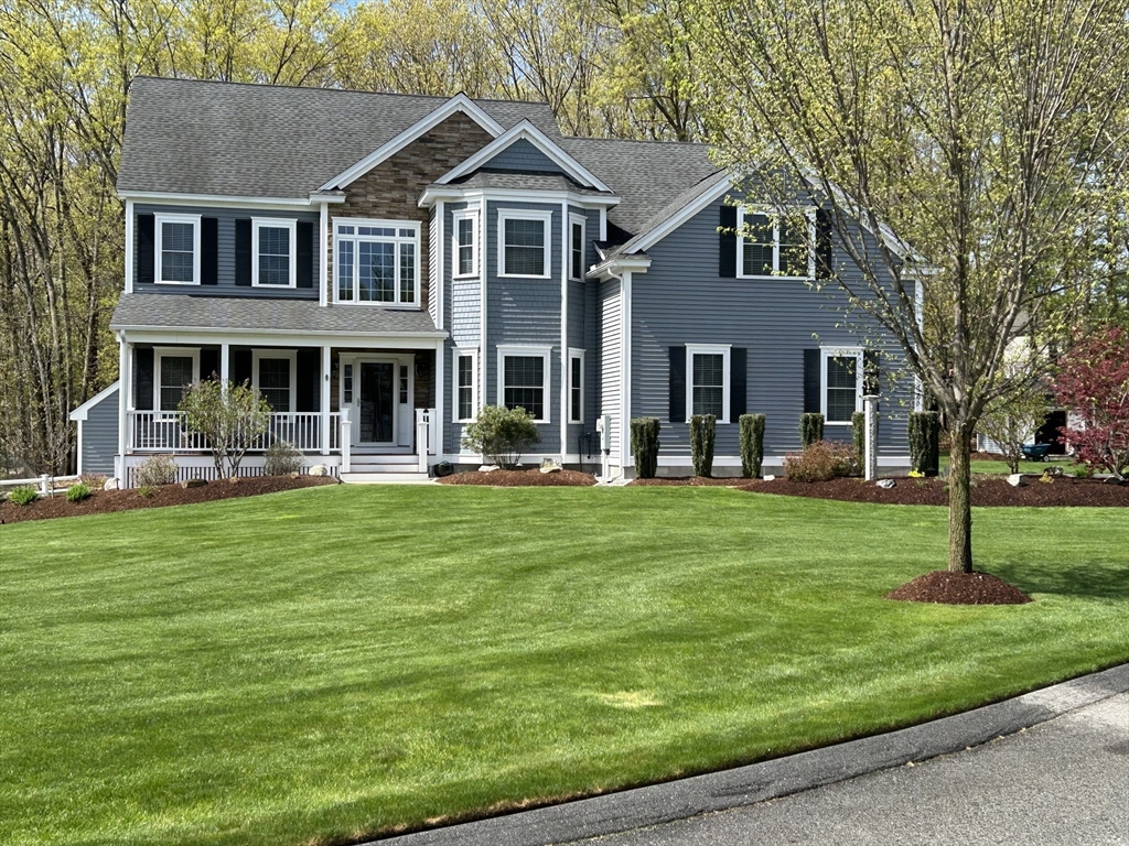 Photo: 18 Mcintosh Lane, Littleton, MA