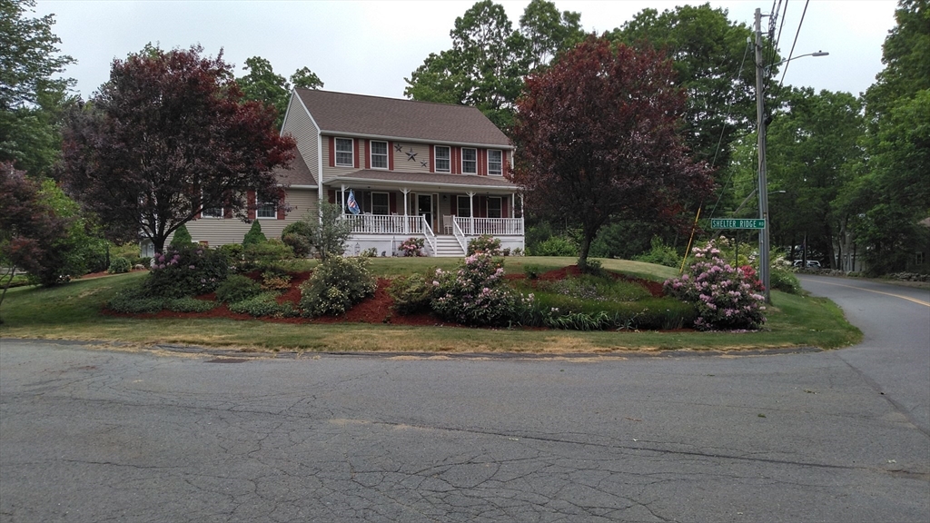 Photo: 2 Shelter Ridge, Leicester, MA