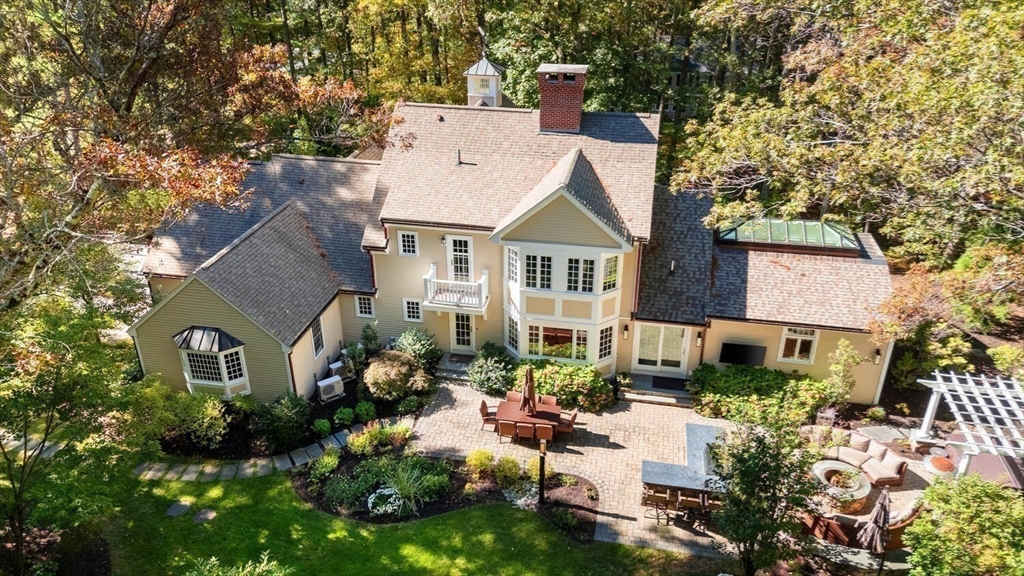 Photo: 101 Draper Rd, Wayland, MA