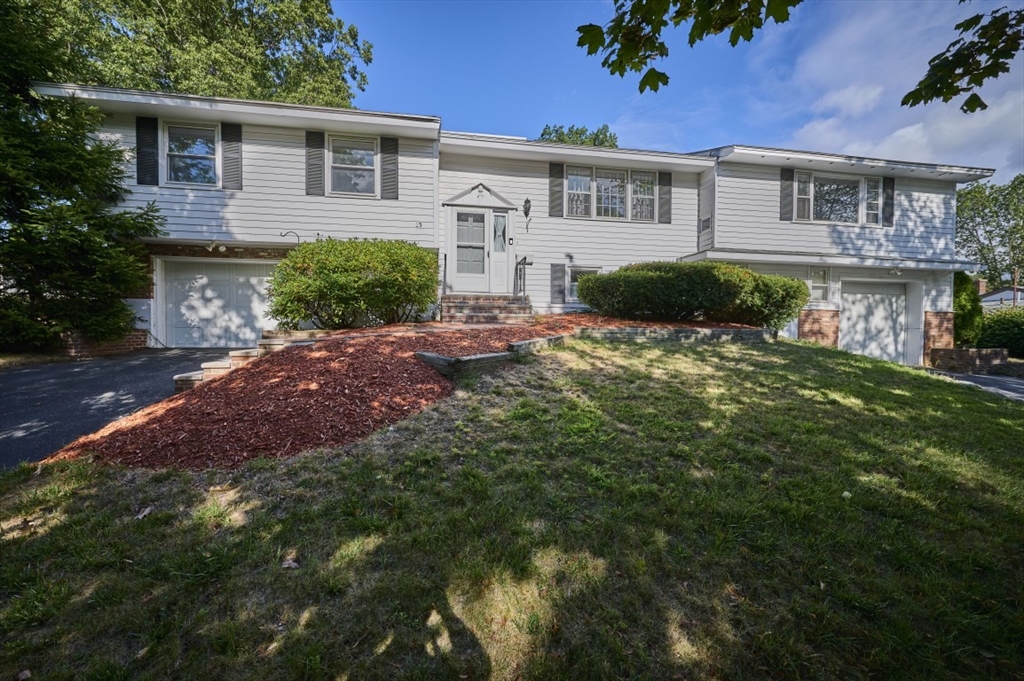 Photo: 35 Catherine Dr, Peabody, MA