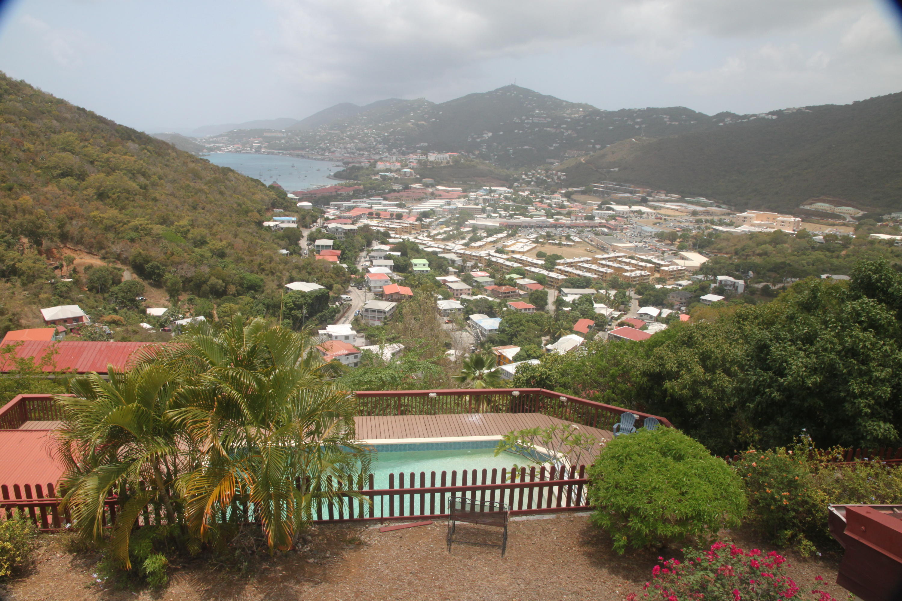 4 Sugar Mill Hill, St. Thomas 00802 Condo for 190,000