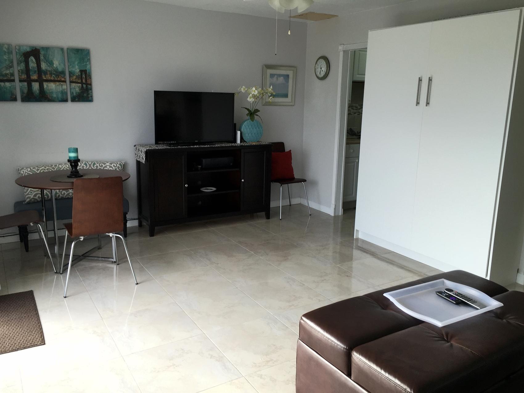 87 Plantation Manor, St. Thomas 00802 Condo for 102,000