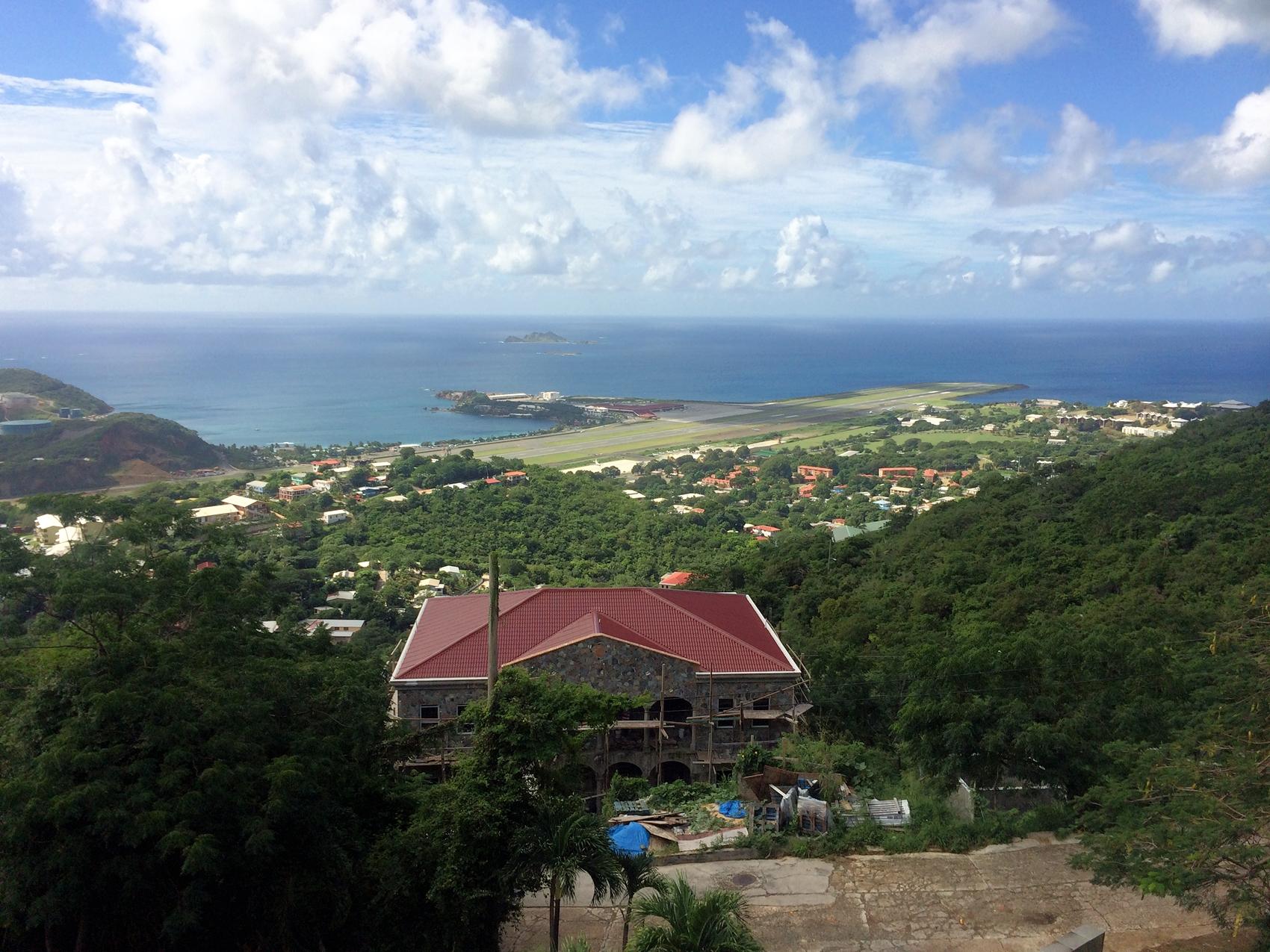 87 Plantation Manor, St. Thomas 00802 Condo for 102,000