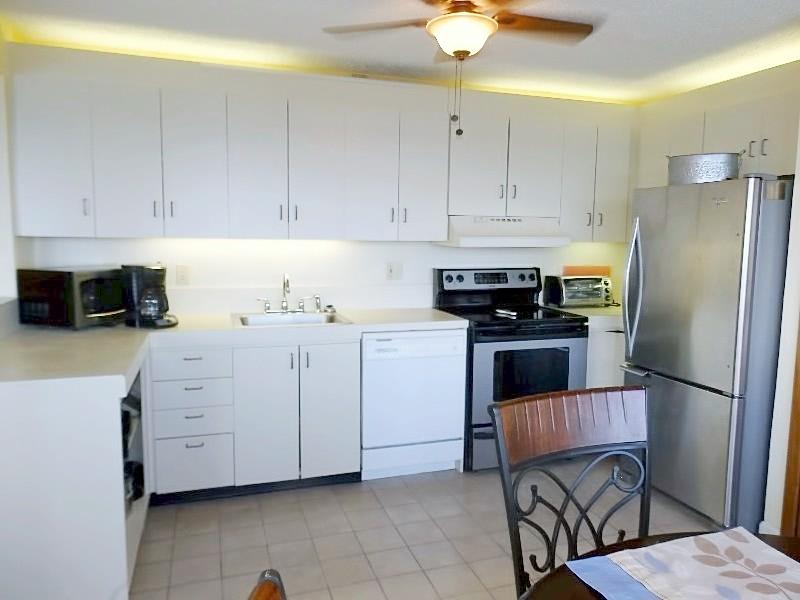 31 Sea Cliff, St. Thomas 00802 Condo for 289,000