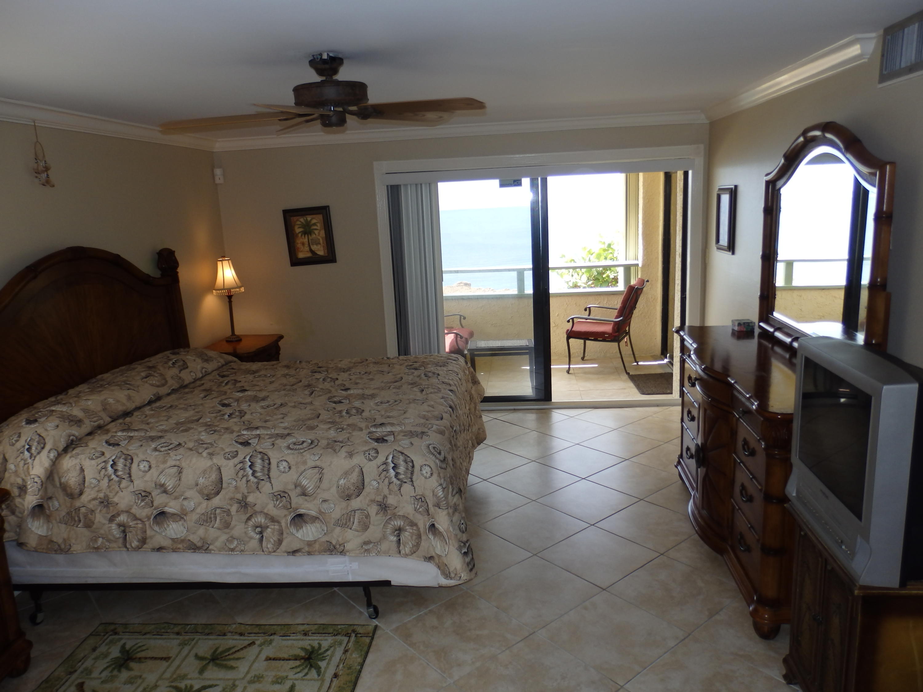 1910 Sea Cliff, St. Thomas 00802 Condo for 295,000