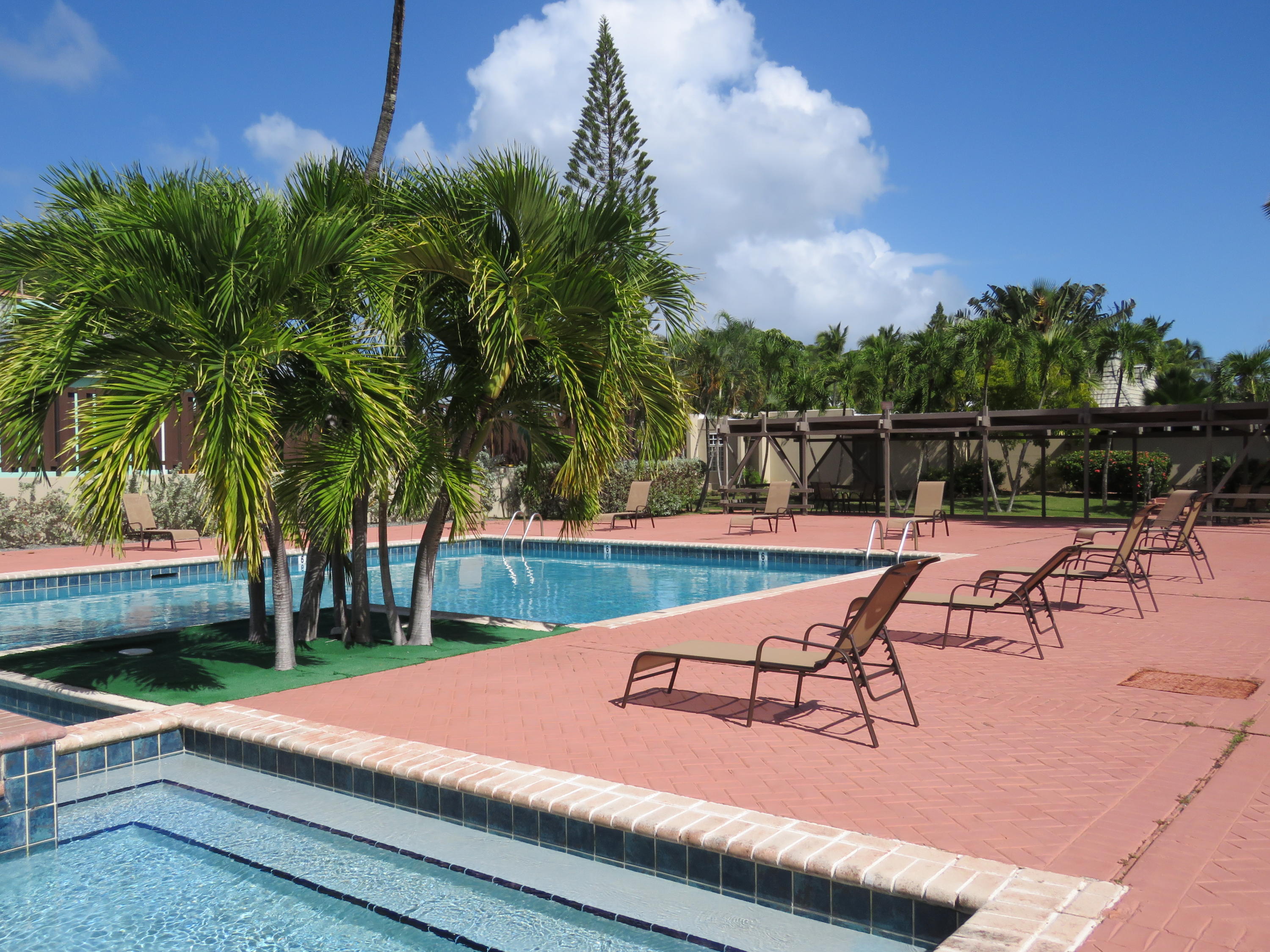 371215 Pineapple Village, St. Thomas 00802 Condo for 399,000