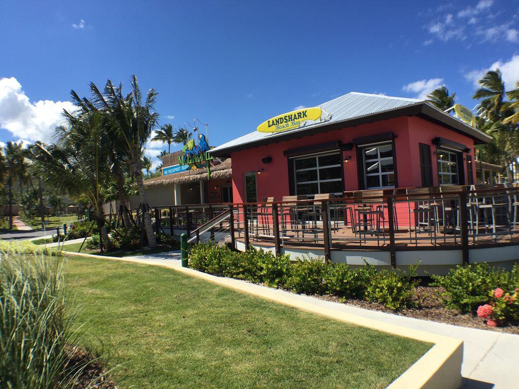 36003603 Pineapple Village, St. Thomas 00802 Condo for 329,900