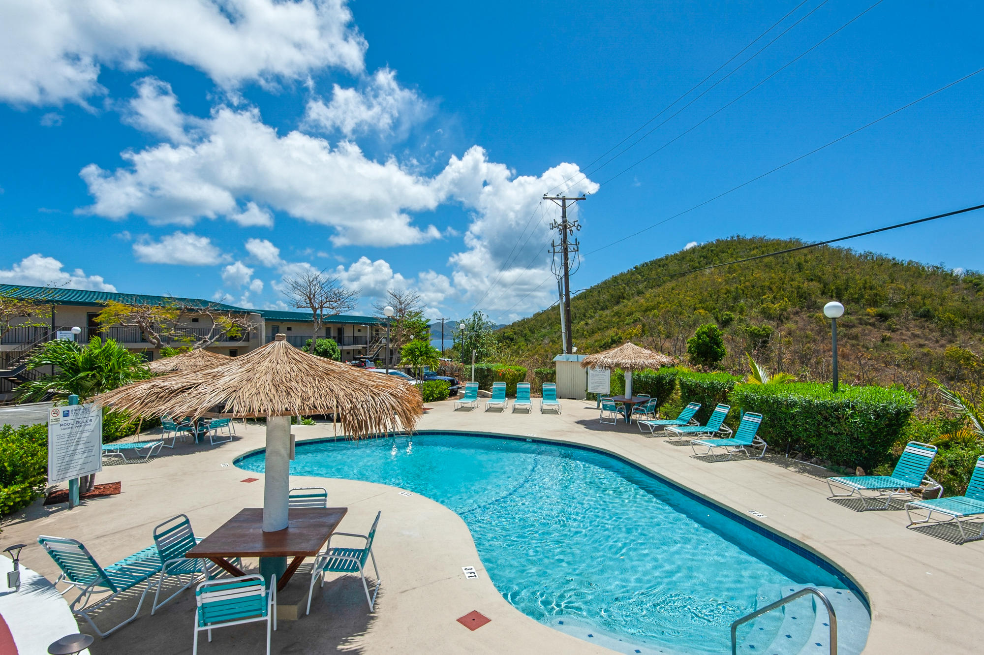 235 Sapphire Hill Village, St. Thomas 00802 Condo for 280,000